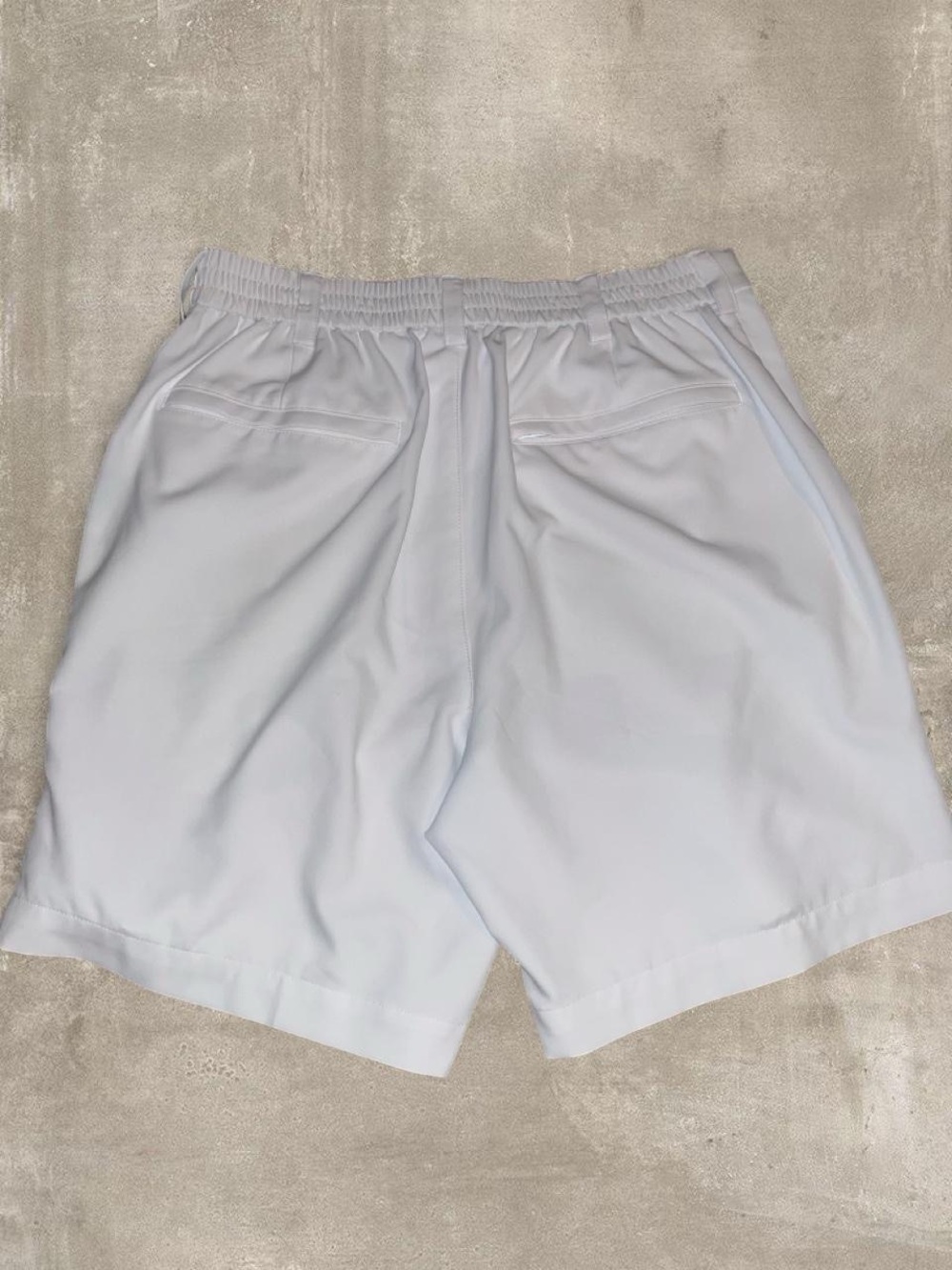 Roundtree & Yorke Performance White Golf Shorts Men’s Size 32 - Picture 2 of 5
